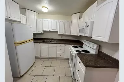 3279 S 4140 W, West Valley, UT 84120 - Photo 4