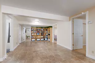 11129 S 2125 E, Sandy, UT 84092 - Photo 22