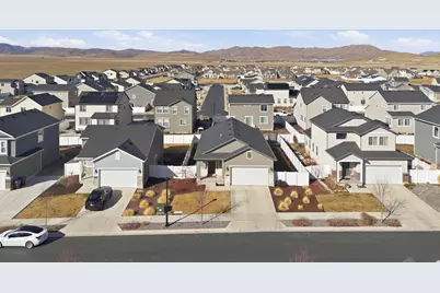 1259 E Kelsey Dr, Eagle Mountain, UT 84005 - Photo 32