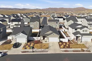 1259 E Kelsey Dr, Eagle Mountain, UT 84005 - Photo 32