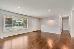 10240 S Locksley Rd E, Sandy, UT 84092 - Photo 2