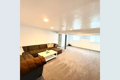 10240 S Locksley Rd E, Sandy, UT 84092 - Photo 16