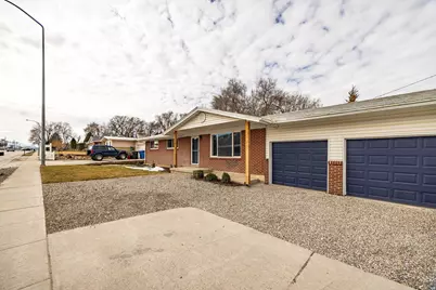 215 N 800 E, Hyrum, UT 84319 - Photo 38