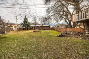 215 N 800 E, Hyrum, UT 84319 - Photo 30