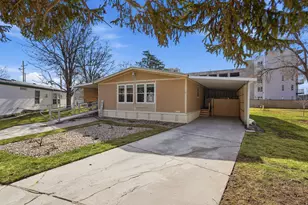 1551 W Indian Summer Dr, Salt Lake City, UT 84116 - Photo 2