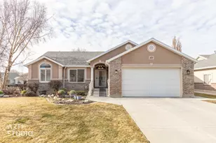 571 E 2250 N, North Ogden, UT 84414 - Photo 6