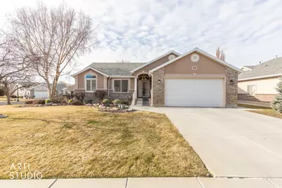 571 E 2250 N, North Ogden, UT 84414 - Photo 1