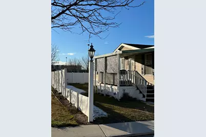 3086 Justice St W, West Valley, UT 84119 - Photo 2