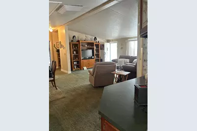 3086 Justice St W, West Valley, UT 84119 - Photo 8