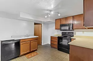 1874 N 300 W, Sunset, UT 84015 - Photo 26