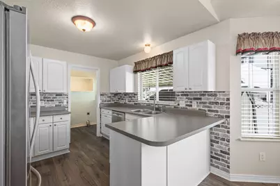 305 W 2300 S, Perry, UT 84302 - Photo 14