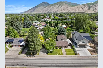 415 E Maple St, Mapleton, UT 84664 - Photo 2
