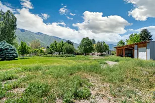 415 E Maple St, Mapleton, UT 84664 - Photo 8