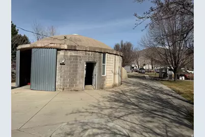 415 E Maple St, Mapleton, UT 84664 - Photo 18