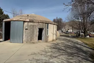 415 E Maple St, Mapleton, UT 84664 - Photo 18