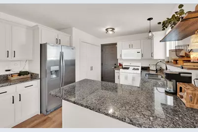 4610 N Kestrel Way, Eagle Mountain, UT 84005 - Photo 6