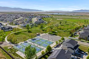 33 E Delgada Ln, Stansbury Park, UT 84074 - Photo 34