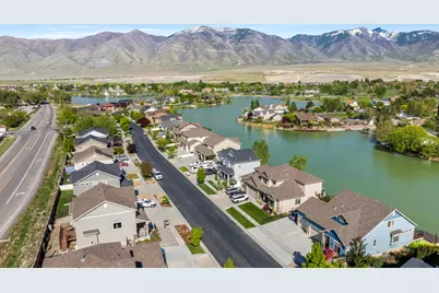 33 E Delgada Ln, Stansbury Park, UT 84074 - Photo 32