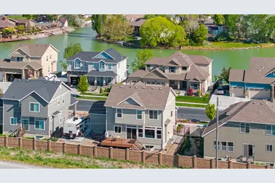 33 E Delgada Ln, Stansbury Park, UT 84074 - Photo 30