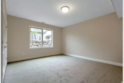 15724 S Rolling Bluff Dr, Draper, UT 84020 - Photo 16