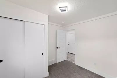 1091 E Mecham Ln, Midvale, UT 84047 - Photo 30