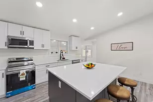 1091 E Mecham Ln, Midvale, UT 84047 - Photo 4