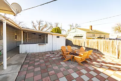 1007 Bonneville Ave, Logan, UT 84341 - Photo 30