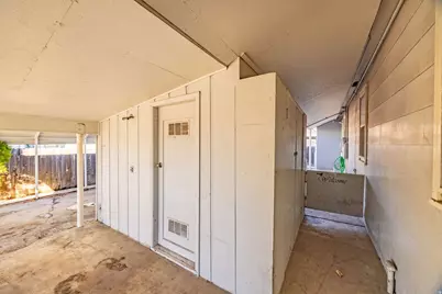 1007 Bonneville Ave, Logan, UT 84341 - Photo 26