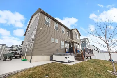 9303 N Vernham Ln, Eagle Mountain, UT 84005 - Photo 2
