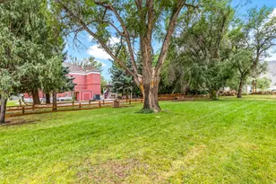 21 N Main St, Junction, UT 84740 - Photo 10