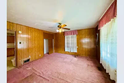 19 N Main, Levan, UT 84639 - Photo 4