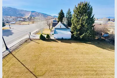 19 N Main, Levan, UT 84639 - Photo 16