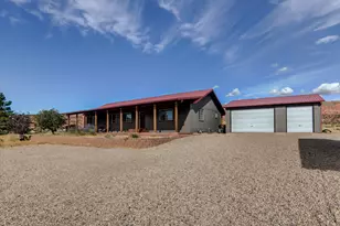 383 E Coronado St, Moab, UT 84532 - Photo 2