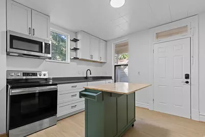 658 23rd St #1, Ogden, UT 84401 - Photo 6