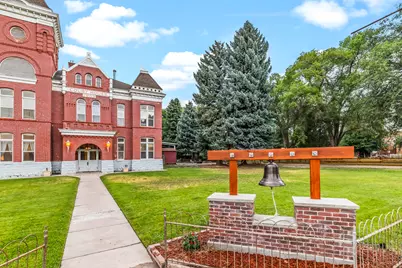 21 N Main St W, Junction, UT 84740 - Photo 4