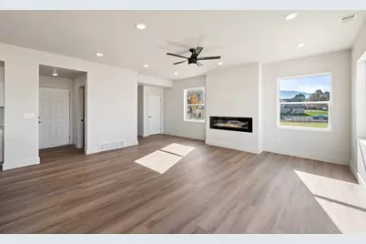 467 N 460 E, Salem, UT 84653 - Photo 8
