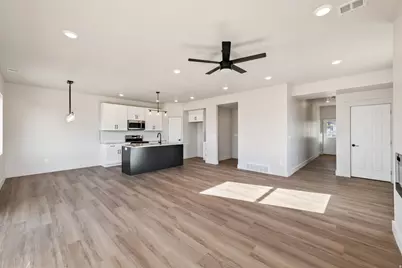 467 N 460 E, Salem, UT 84653 - Photo 10