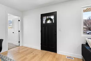 206 S 400 E, Nephi, UT 84648 - Photo 8