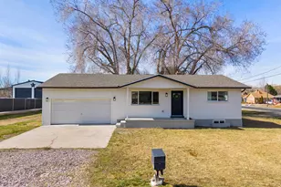 206 S 400 E, Nephi, UT 84648 - Photo 1