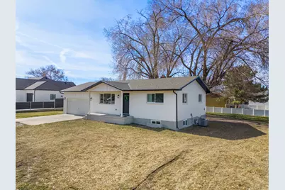 206 S 400 E, Nephi, UT 84648 - Photo 2
