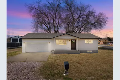 206 S 400 E, Nephi, UT 84648 - Photo 4