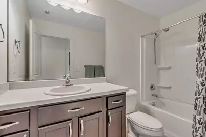 5073 N Folkstone Dr, Eagle Mountain, UT 84005 - Photo 16