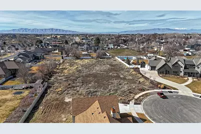 509 W 350 S #30, Mapleton, UT 84664 - Photo 2