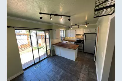 861 E 575 N, Layton, UT 84041 - Photo 6