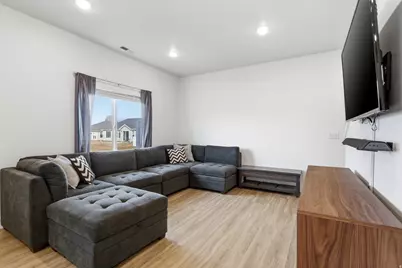 3107 S 400 W, Nibley, UT 84321 - Photo 24