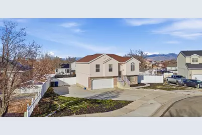 7522 W Tam Dr, Magna, UT 84044 - Photo 2