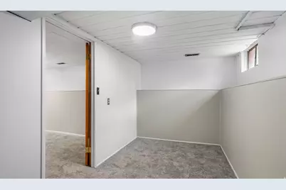 361 E McMillan Ln, Murray, UT 84107 - Photo 18