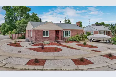 361 E McMillan Ln, Murray, UT 84107 - Photo 2