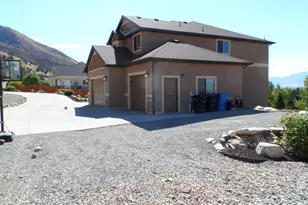 2517 N 2050 E, North Logan, UT 84341 - Photo 2