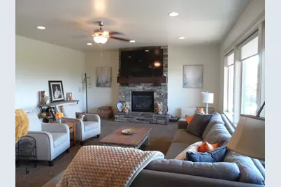 2517 N 2050 E, North Logan, UT 84341 - Photo 8